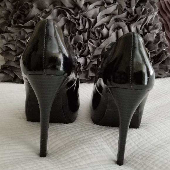 Outfit - Picture 7 of 8